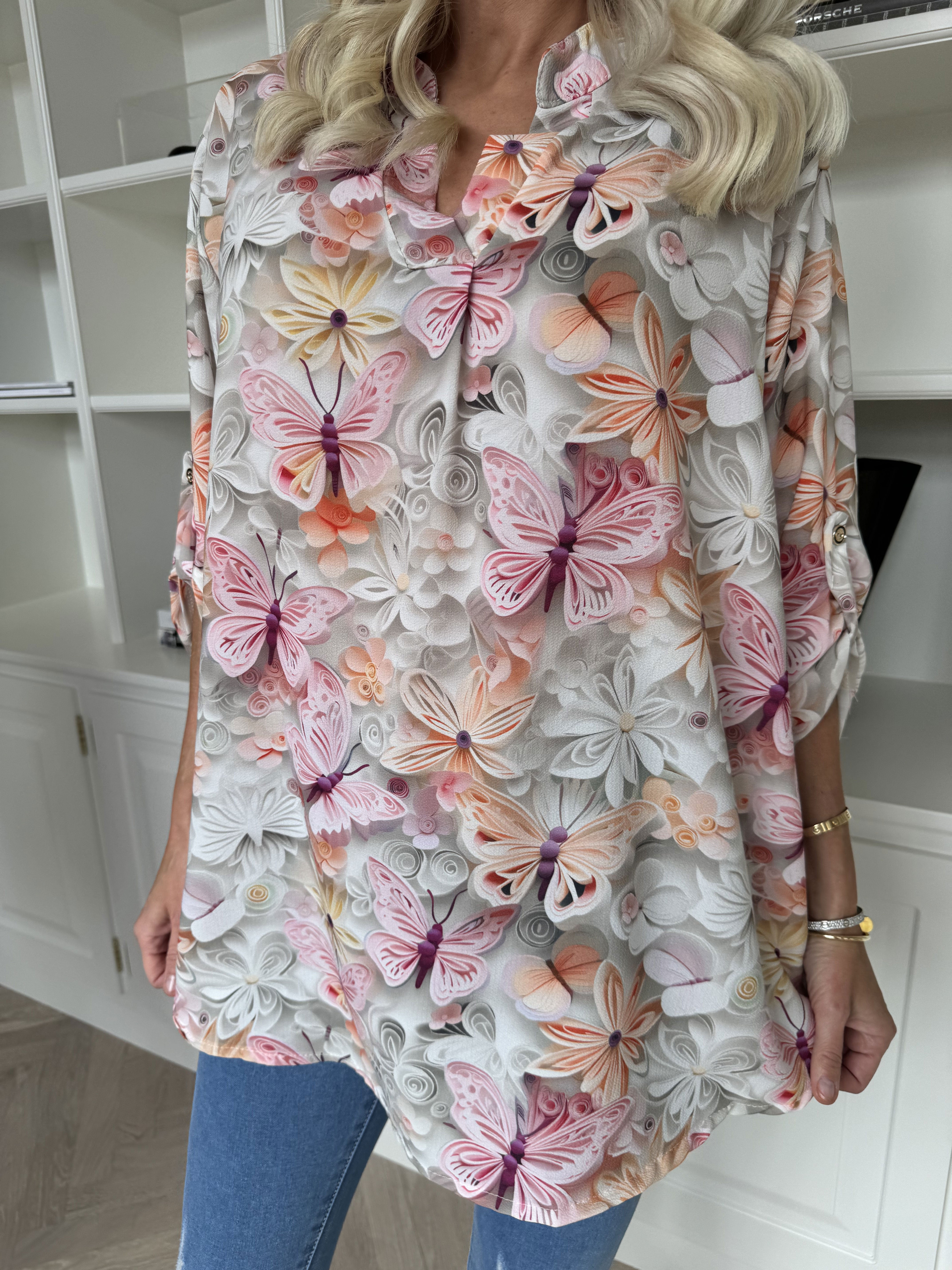 Vanesa Butterfly - Söt tunika i viskos med fjärilsmönster